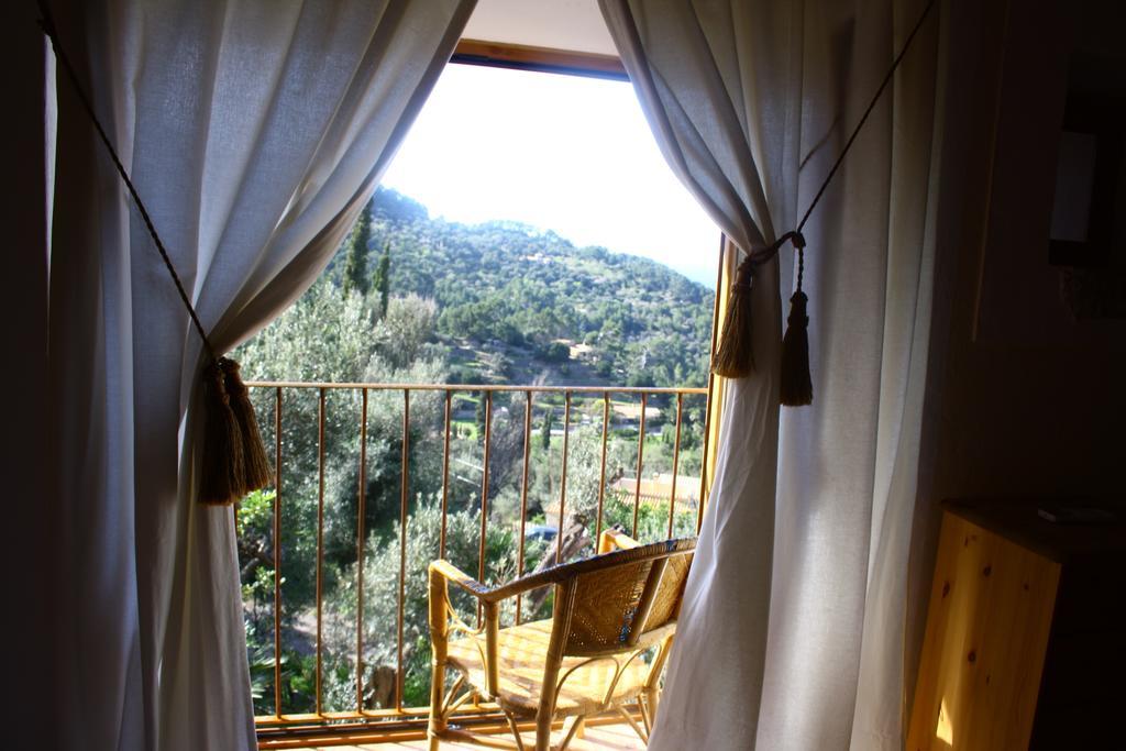 Sa Plana Petit Hotel Estellencs  Room photo